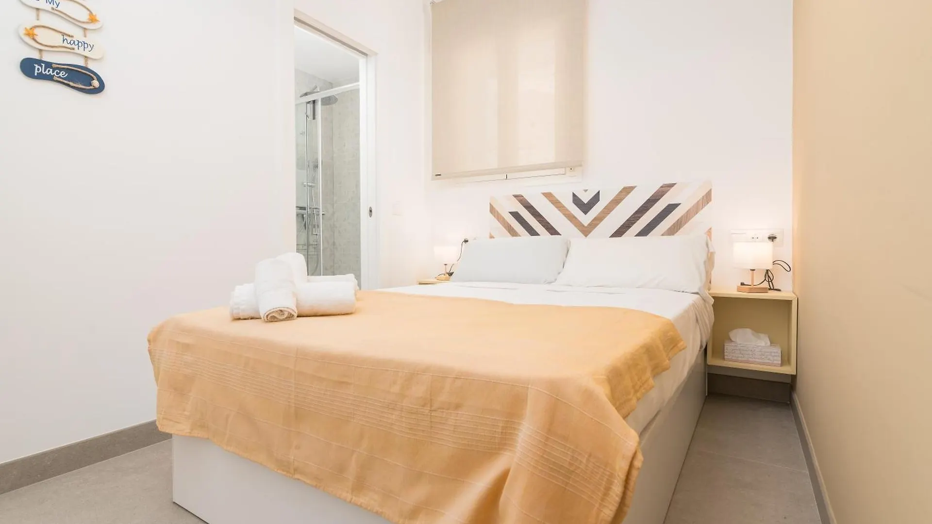 Apartment Suite Homes Alice Valentin Malaga